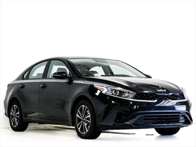 2024 Kia Forte LXS for sale in Lansing, IL