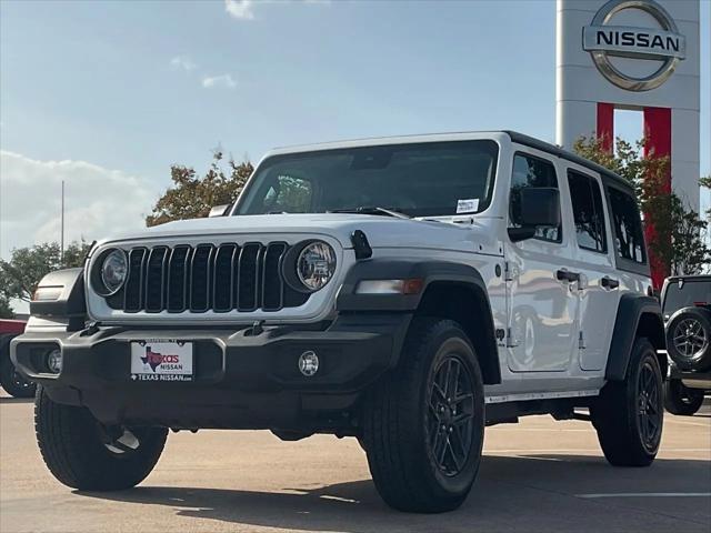 2025 Jeep Wrangler 4-Door Summit 4x4 for sale in Grapevine, TX