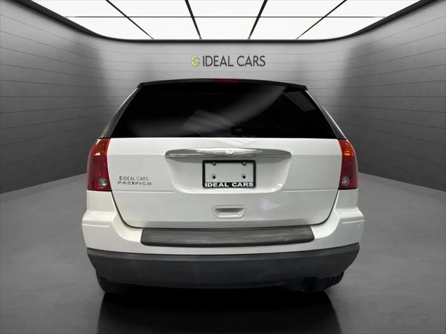 2005 Chrysler Pacifica Base