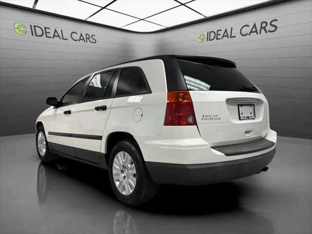 2005 Chrysler Pacifica Base