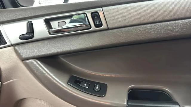 2005 Chrysler Pacifica Base