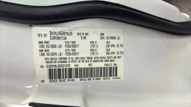2005 Chrysler Pacifica Base