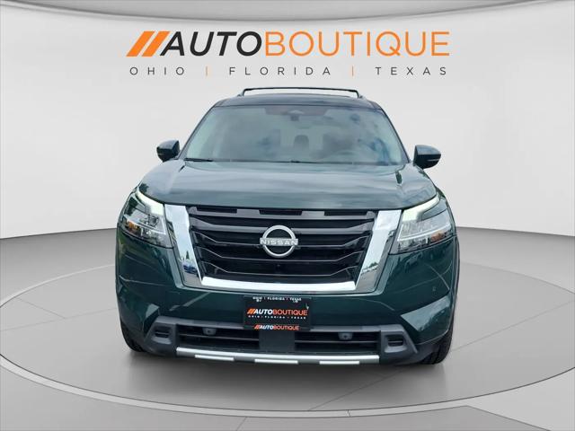 2023 Nissan Pathfinder SL 4WD