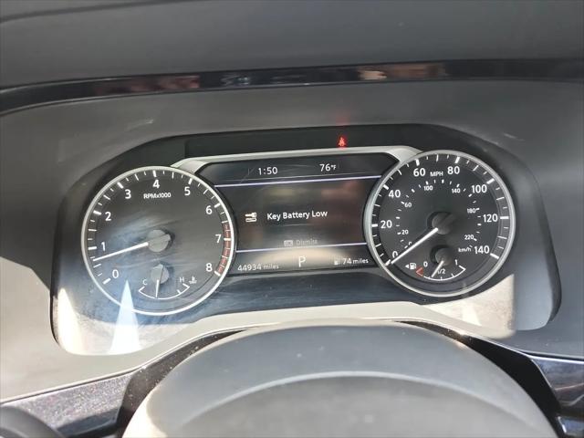 2023 Nissan Pathfinder SL 4WD