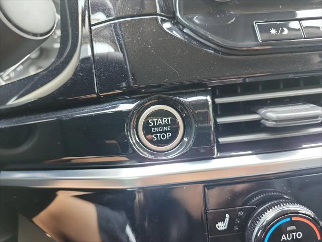 2023 Nissan Pathfinder SL 4WD