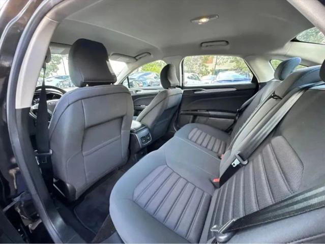 2017 Ford Fusion SE