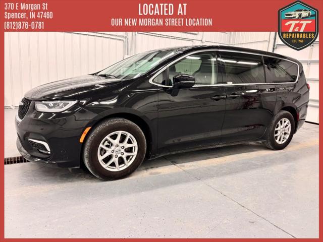 2024 Chrysler Pacifica Touring L for sale in Spencer, IN