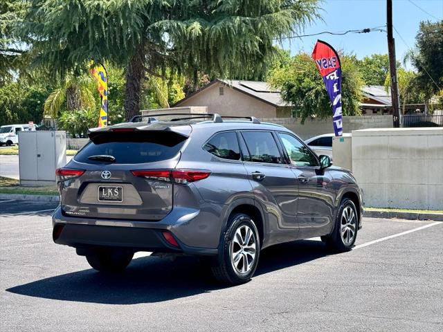 2021 Toyota Highlander Hybrid XLE