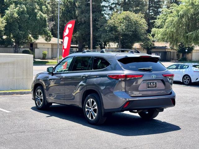 2021 Toyota Highlander Hybrid XLE