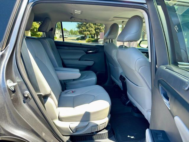 2021 Toyota Highlander Hybrid XLE