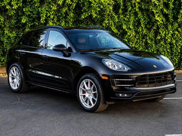 2015 Porsche Macan Turbo
