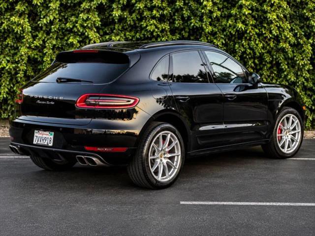 2015 Porsche Macan Turbo