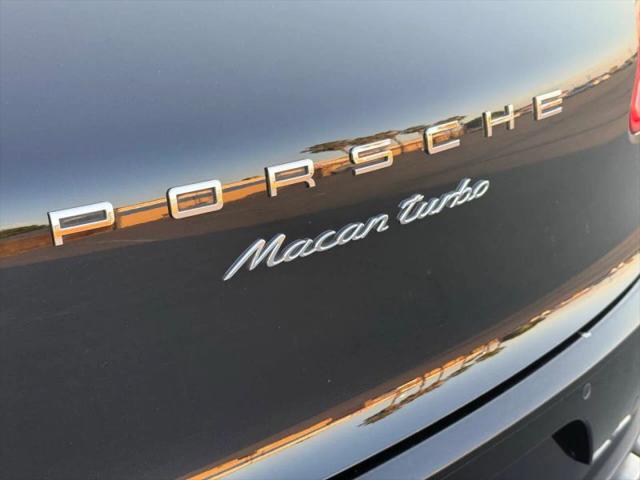 2015 Porsche Macan Turbo