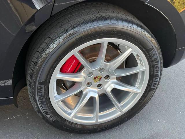 2015 Porsche Macan Turbo