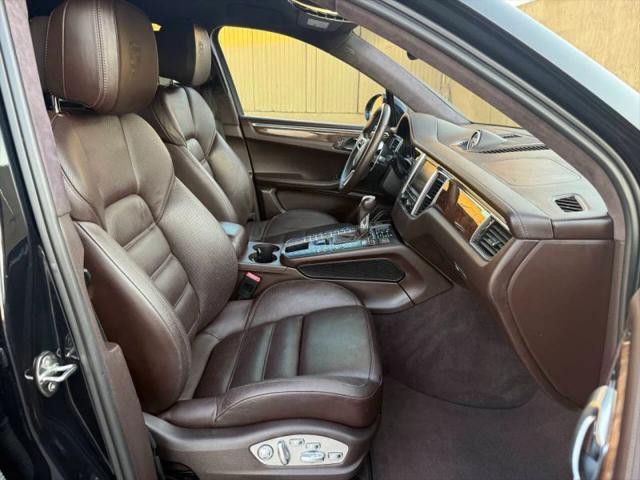 2015 Porsche Macan Turbo