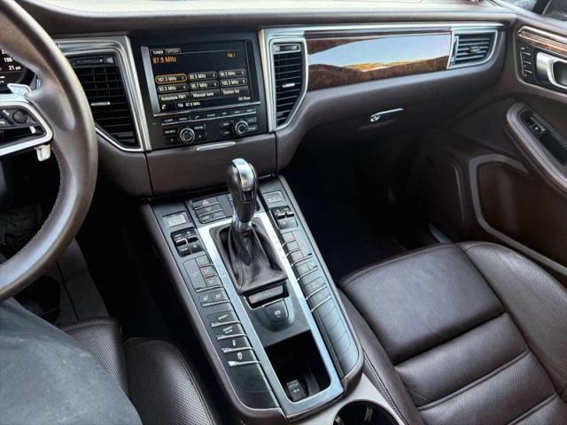 2015 Porsche Macan Turbo