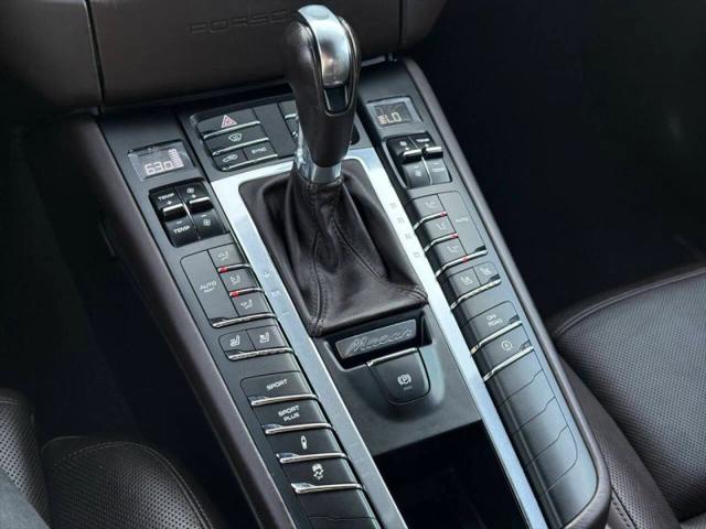 2015 Porsche Macan Turbo
