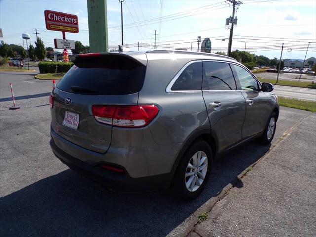 2016 Kia Sorento 2.4L LX