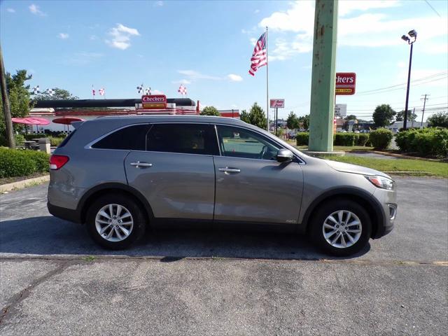 2016 Kia Sorento 2.4L LX