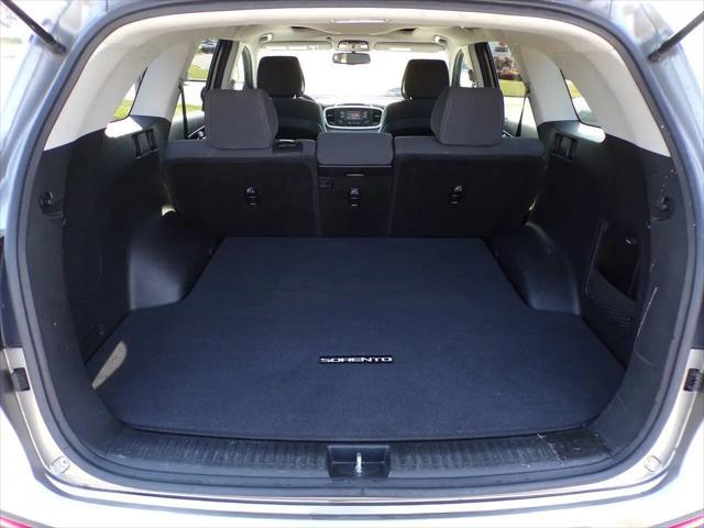 2016 Kia Sorento 2.4L LX