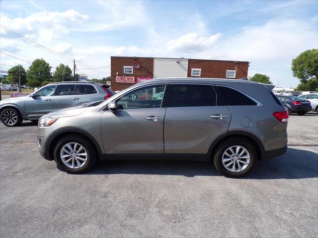 2016 Kia Sorento 2.4L LX