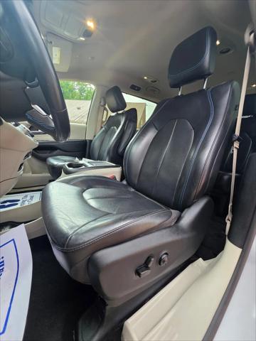 2021 Chrysler Pacifica Touring L