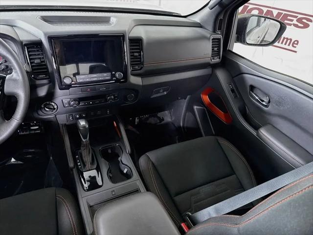 2022 Nissan Frontier Crew Cab PRO-4X 4x4