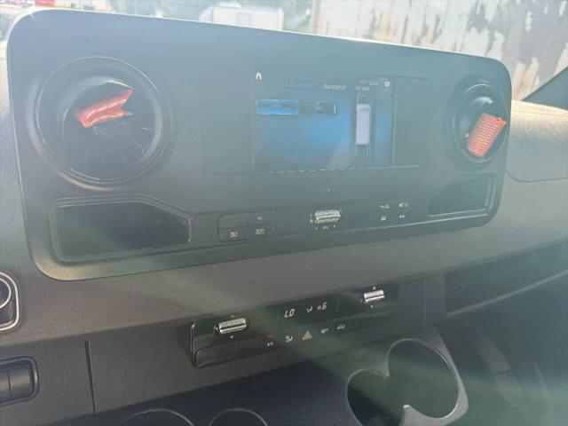 2019 Freightliner Sprinter Base