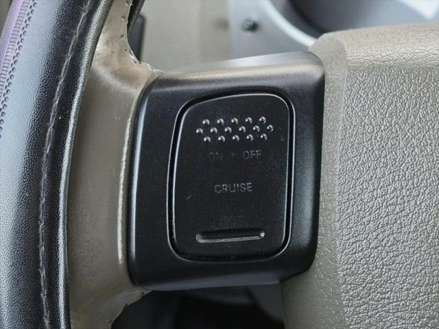 2006 Mitsubishi Raider XLS