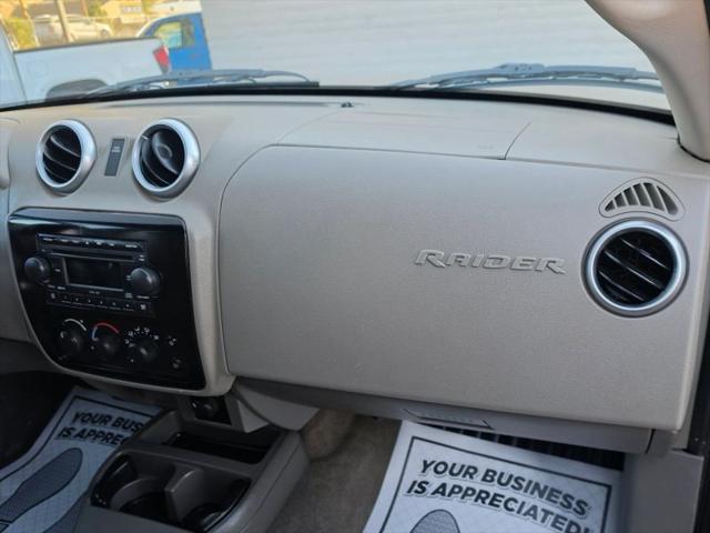2006 Mitsubishi Raider XLS