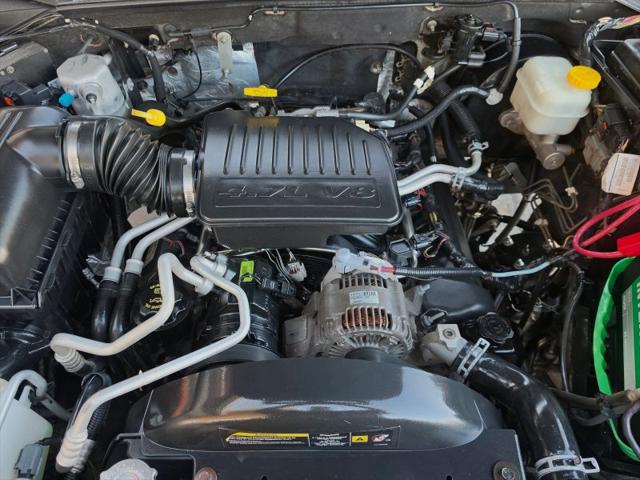 2006 Mitsubishi Raider XLS
