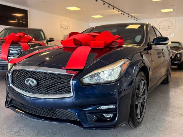 2018 INFINITI Q70 3.7 LUXE for sale in Santa Ana, CA
