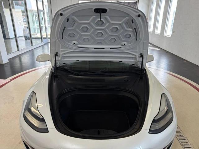 2019 Tesla Model 3 Mid Range