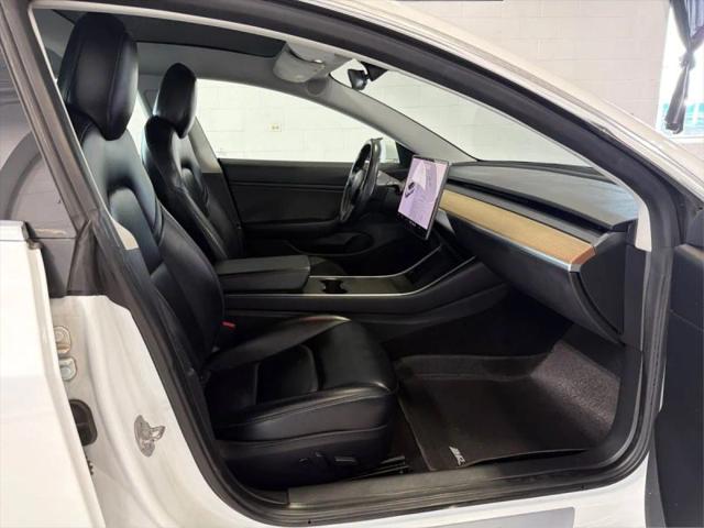 2019 Tesla Model 3 Mid Range