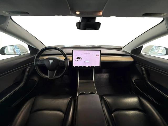 2019 Tesla Model 3 Mid Range