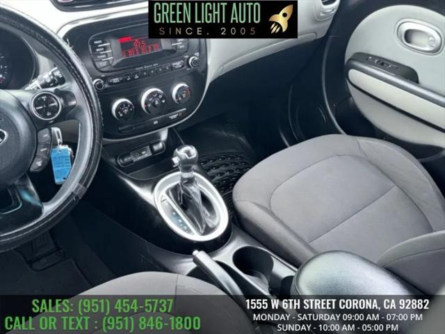 2016 Kia Soul Base