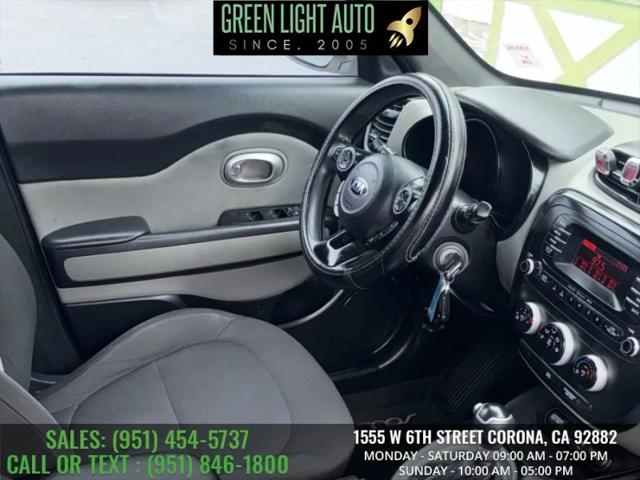 2016 Kia Soul Base