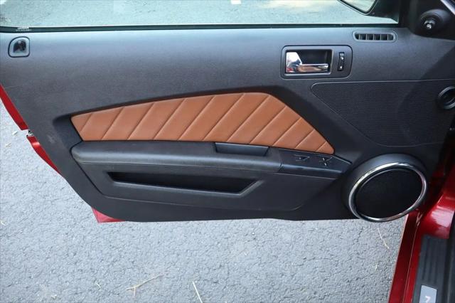 2014 Ford Mustang V6 Premium