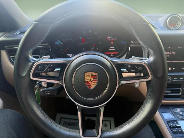 2020 Porsche Macan Macan