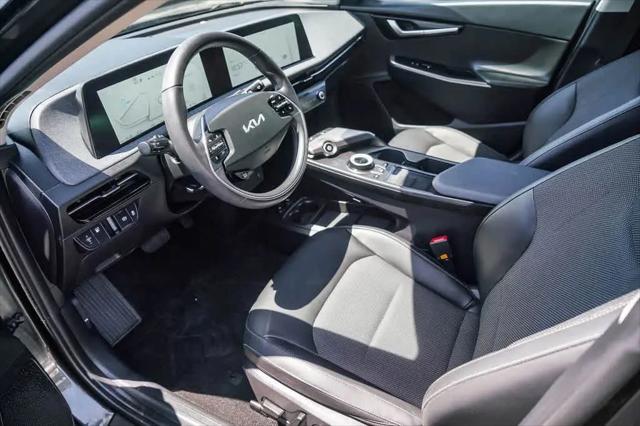 2023 Kia EV6 Light