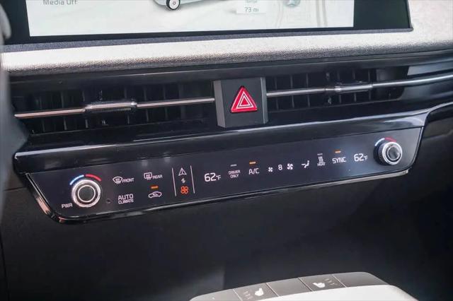 2023 Kia EV6 Light