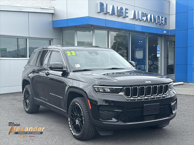 2023 Jeep Grand Cherokee Laredo 4x4 for sale in SELINSGROVE, PA