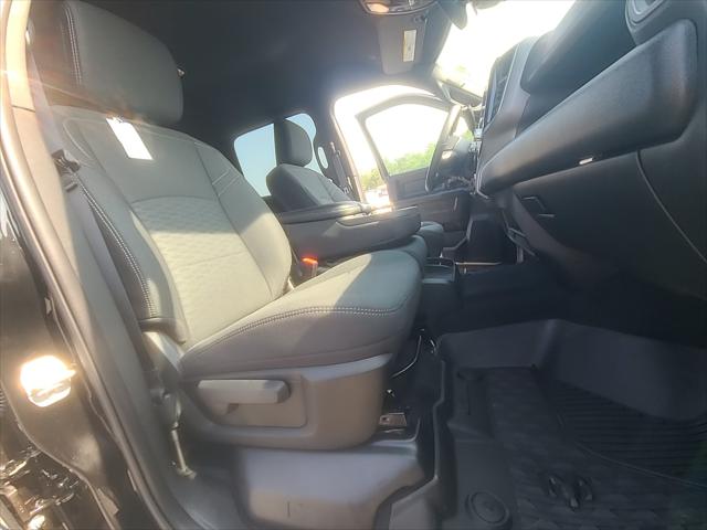 2026 Ram 2500 Black Express Crew Cab 4x4 64 Box
