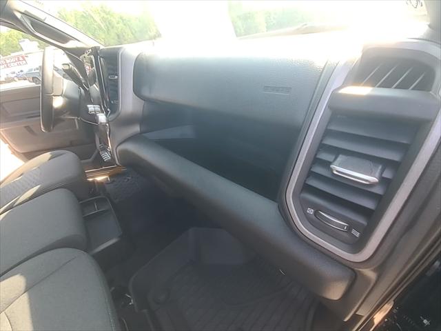 2026 Ram 2500 Black Express Crew Cab 4x4 64 Box