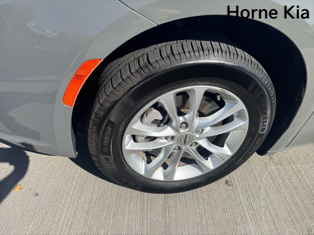 2021 Chrysler Pacifica Touring AWD