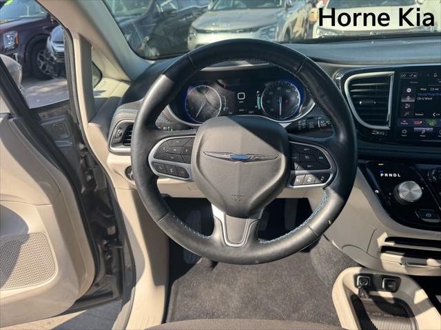 2021 Chrysler Pacifica Touring AWD