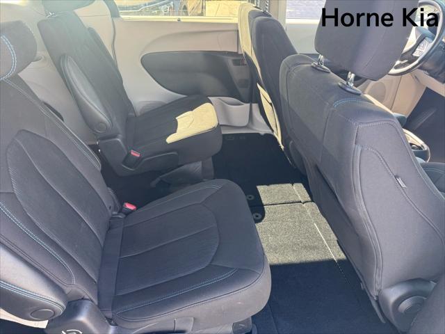 2021 Chrysler Pacifica Touring AWD