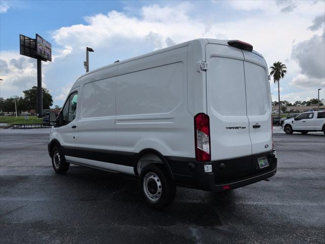 2026 Ford Transit Cargo Van T-250 148 Med Rf 9150 GVWR RWD