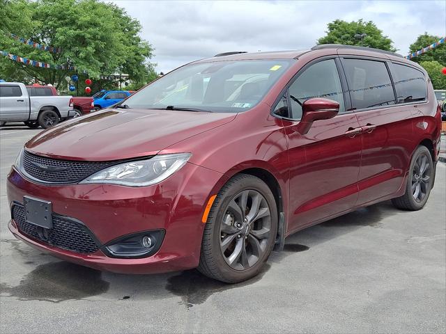2020 Chrysler Pacifica 35th Anniversary Limited 2020 Chrysler Pacifica 35th Anniversary Limited