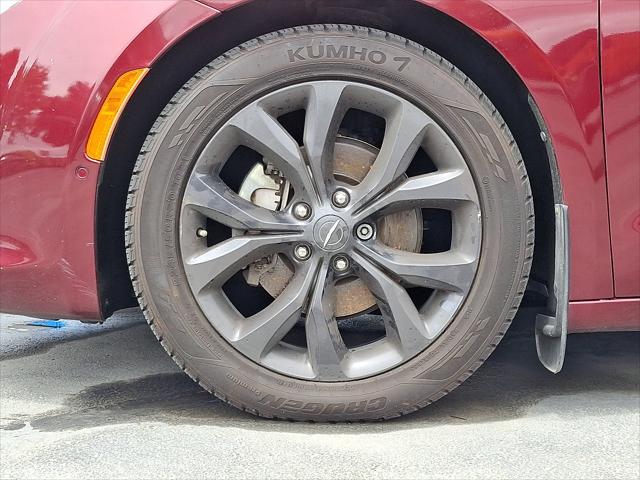 2020 Chrysler Pacifica 35th Anniversary Limited 2020 Chrysler Pacifica 35th Anniversary Limited